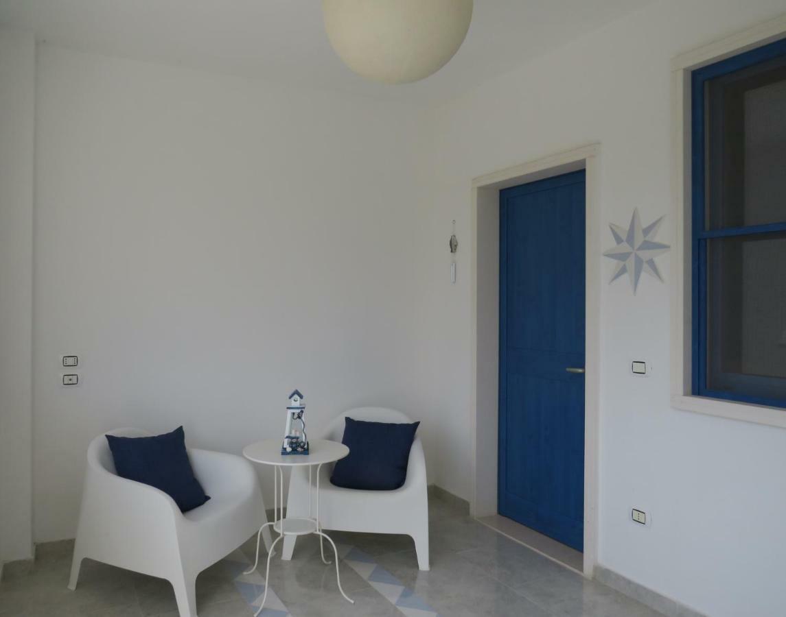 Casa Vacanza Afe A Pochi Passi Dal Mare Mattinata Exterior photo